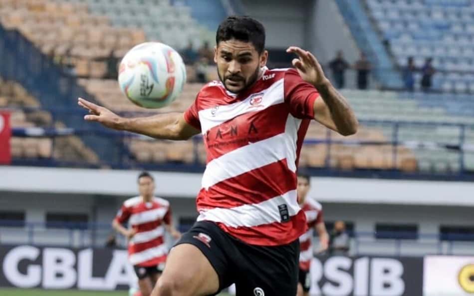 Júnior Brandão alimenta expectativa por boa temporada na Ásia