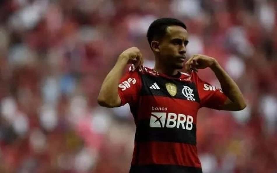Flamengo encaminha empréstimo de Matheus Gonçalves ao Bragantino