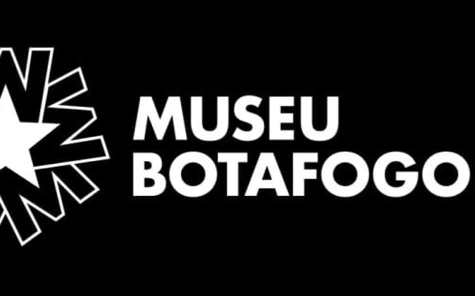 Museu Botafogo apresenta escultura de Garrincha, Farol da Estrela Solitária e anuncia início das obras