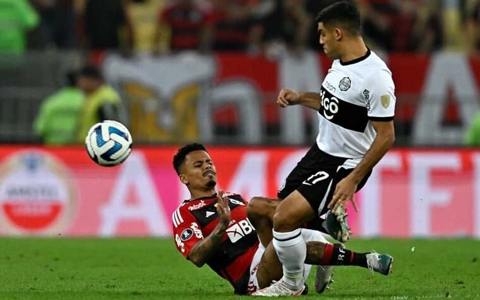 Olimpia atinge objetivo contra o Flamengo