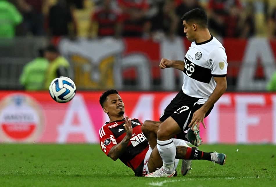 Flamengo x Olimpia - Allan