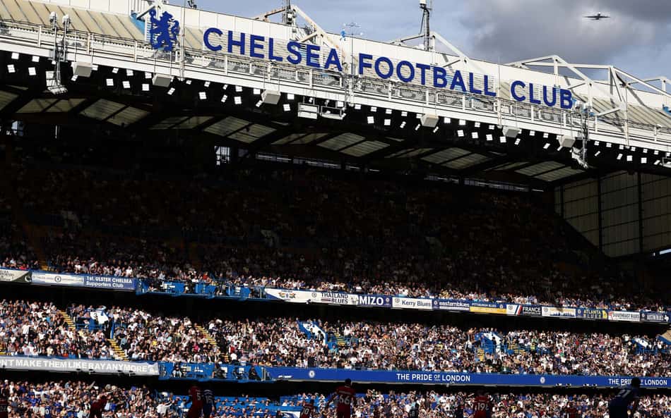 Torcedor do Chelsea é preso por cantos ofensivos referentes ao Desastre de Hillsborough