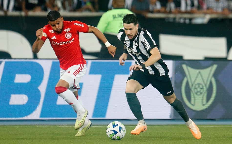 VÍDEO: veja os melhores momentos da vitória do Botafogo sobre o Internacional pelo Brasileirão