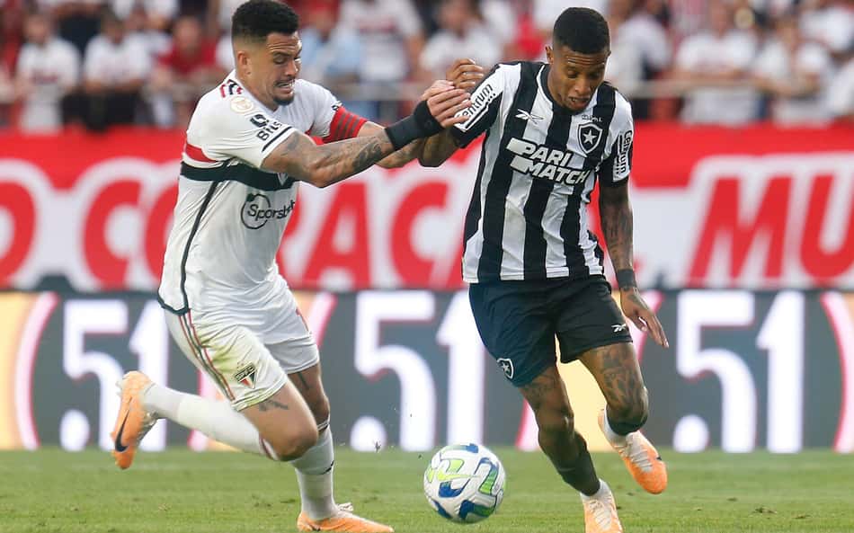 Mesmo com empate do Botafogo, narrador desconsidera reviravolta no Brasileiro: 'A briga é pelo vice'