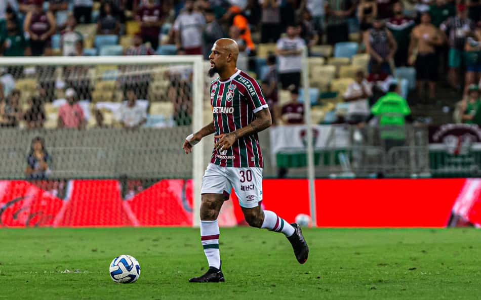 Felipe Melo comenta possibilidade do Fluminense conquistar a Libertadores: 'Já passou da hora'
