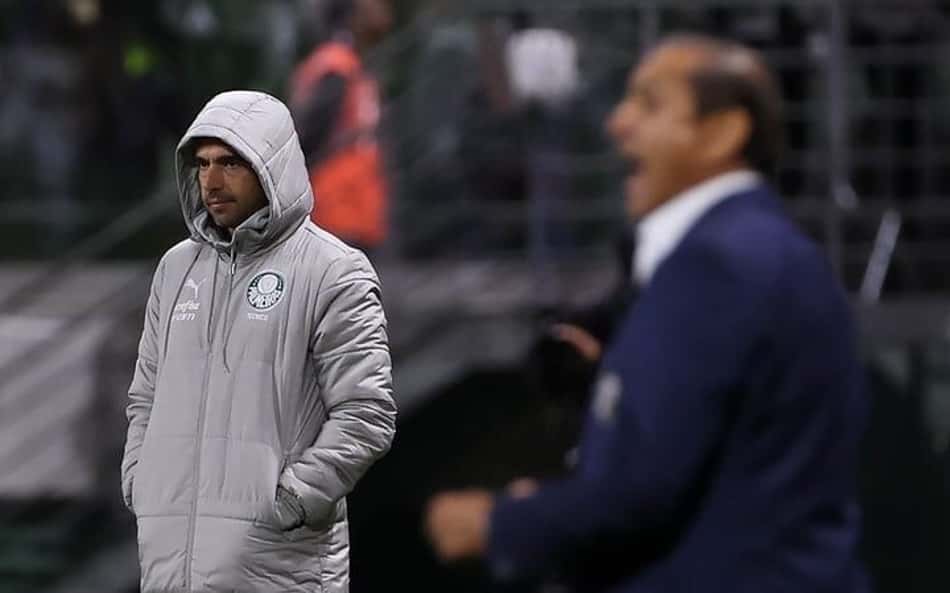 Jornalista diz qual pergunta teria feito para Abel Ferreira após gol anulado do Vasco