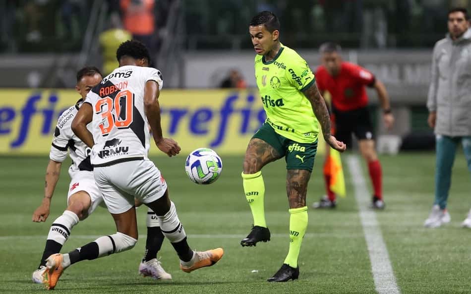 "Não desista, papai!" Filhos de Dudu viralizam desejando boa recuperação após lesão do atleta do Palmeiras