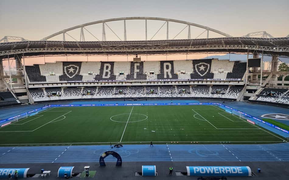 Antes de Textor: Ídolo do Botafogo relembra período de 10 meses de salário atrasado