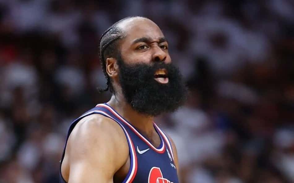 Jornalista acredita que James Harden "fabricou" rumores sobre Rockets