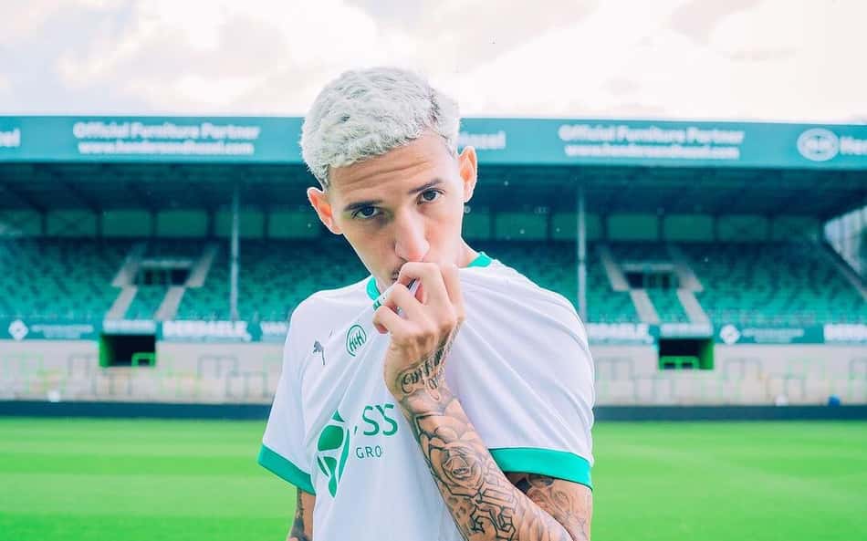 Arthur Sales retorna ao Lommel SK, da Bélgica, e se diz ansioso: 'Mal posso esperar para vestir verde e branco novamente'