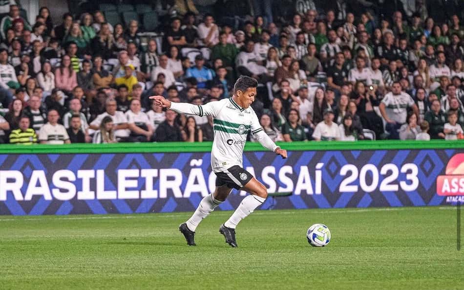 Coritiba x Bragantino: odds, estatísticas e informações do jogo pela 18ª rodada do Brasileirão