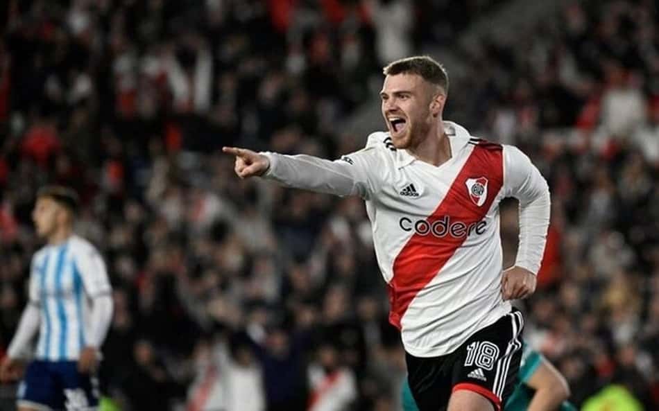 Benfica tem em Lucas Beltrán o seu 'Plano B' para Pedro