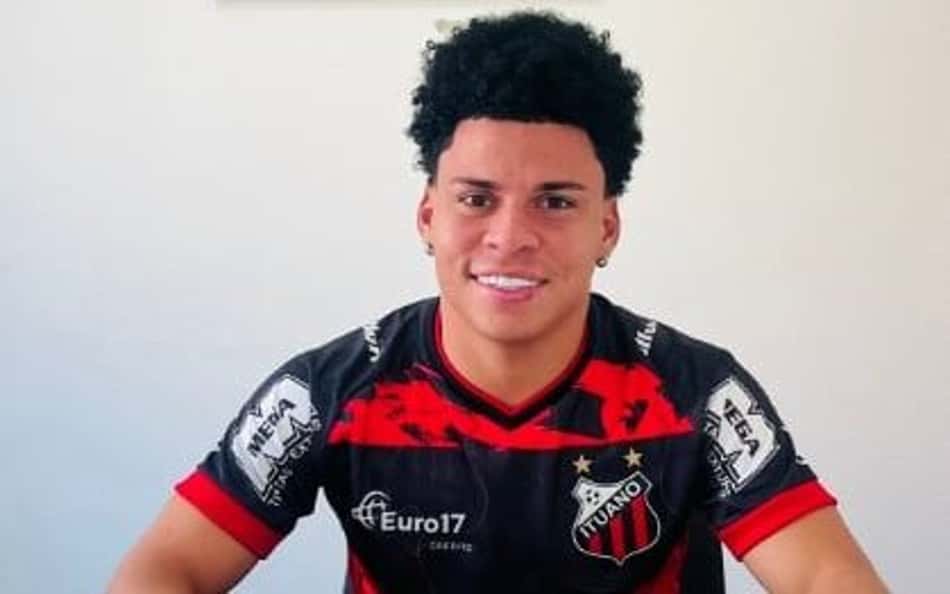 Botafogo garante seu primeiro reforço para a temporada de 2024. Saiba os detalhes!