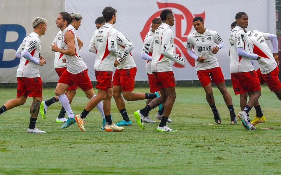 Sem psicólogo à disposição, Flamengo protagoniza confusões e episódios de agressão