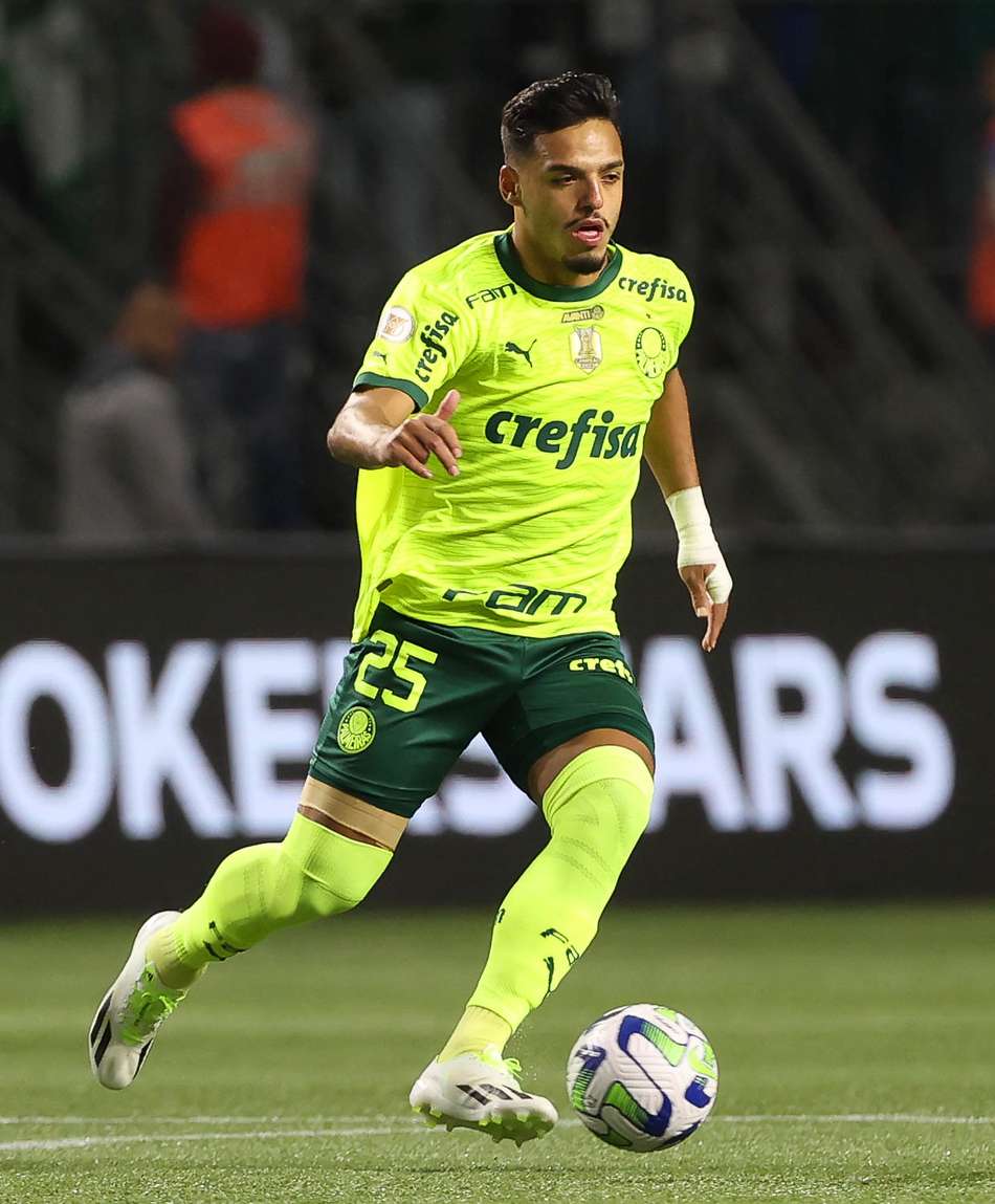 gabriel_menino_palmeiras_vasco_brasileirao_2023