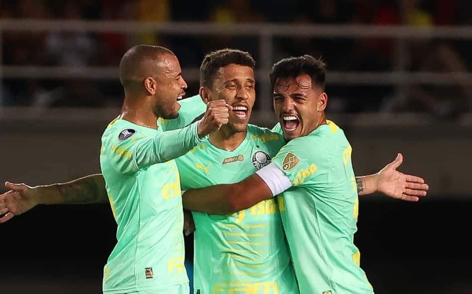 Palmeiras pode ter escalação alternativa e surpresas para pegar o Deportivo Pereira