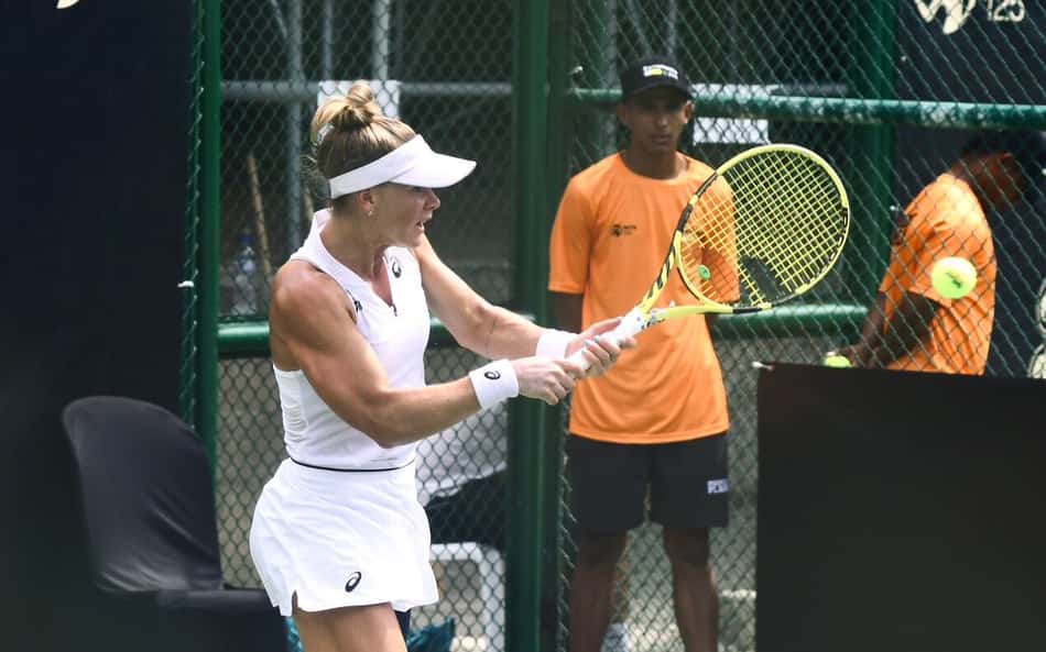 Laura Pigossi bate ex-top 10 e vai às quartas no WTA de Barranquilla