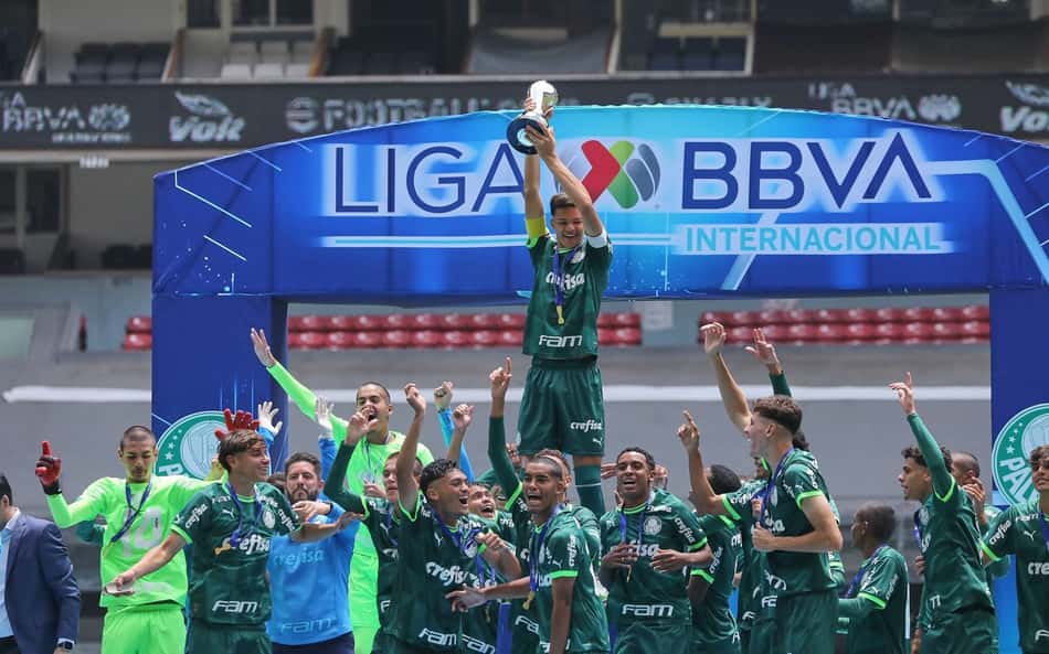Palmeiras bate o Monterrey no Estádio Azteca e conquista torneio sub-17 no México
