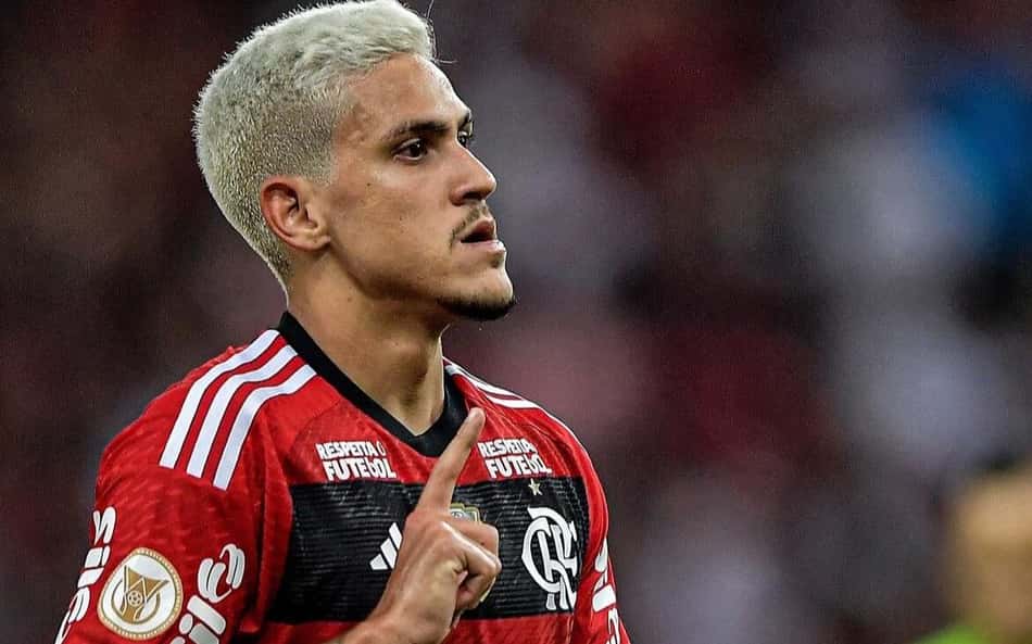 Fé e vitórias: Gabriel Mancine comenta relação de jogadores com religião