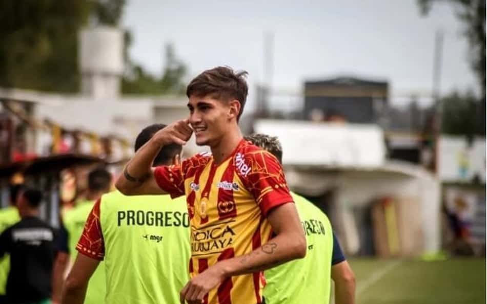 Boa aposta? Dirigente de clube uruguaio fala sobre Valentín Adamo, atacante cotado no Botafogo