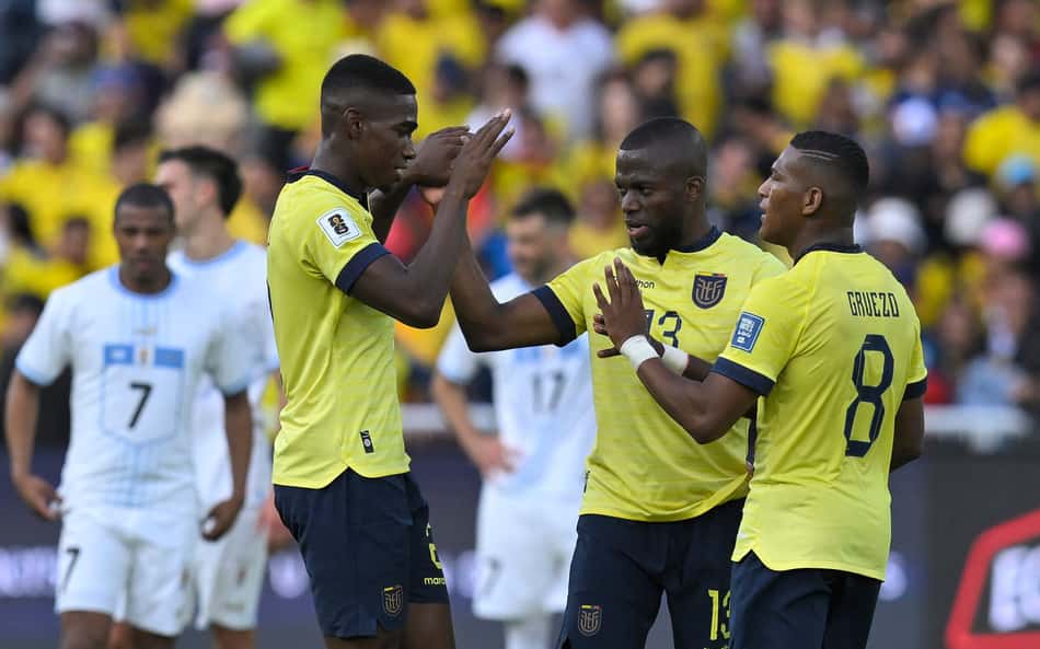 De virada, Equador vence Uruguai em Quito pelas Eliminatórias da Copa do Mundo