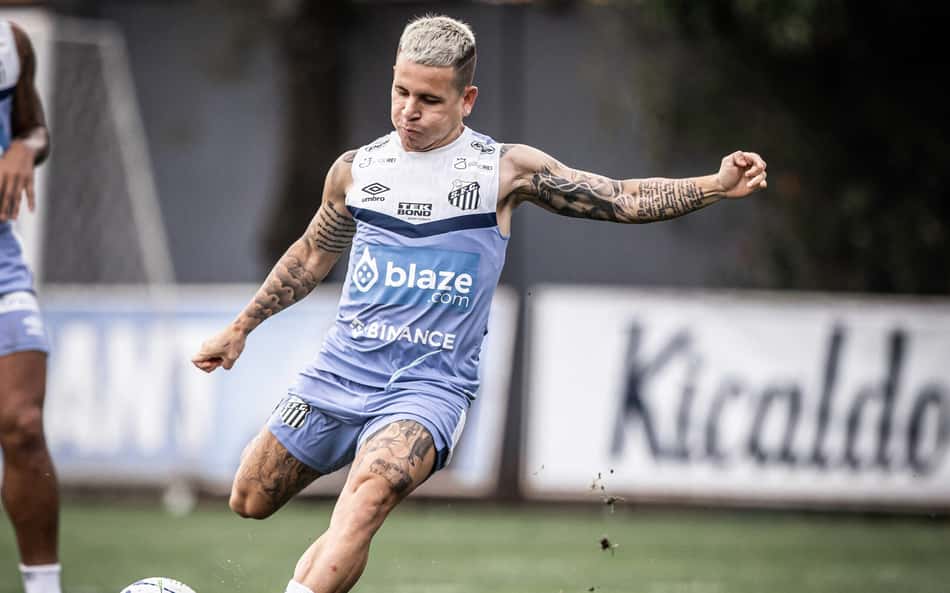 Sem Aguirre, interino esboça escalação do Santos com Soteldo e novidade da base