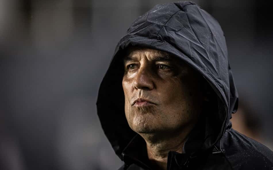 Multa, treino, comportamento… Os bastidores da demissão de Aguirre no Santos