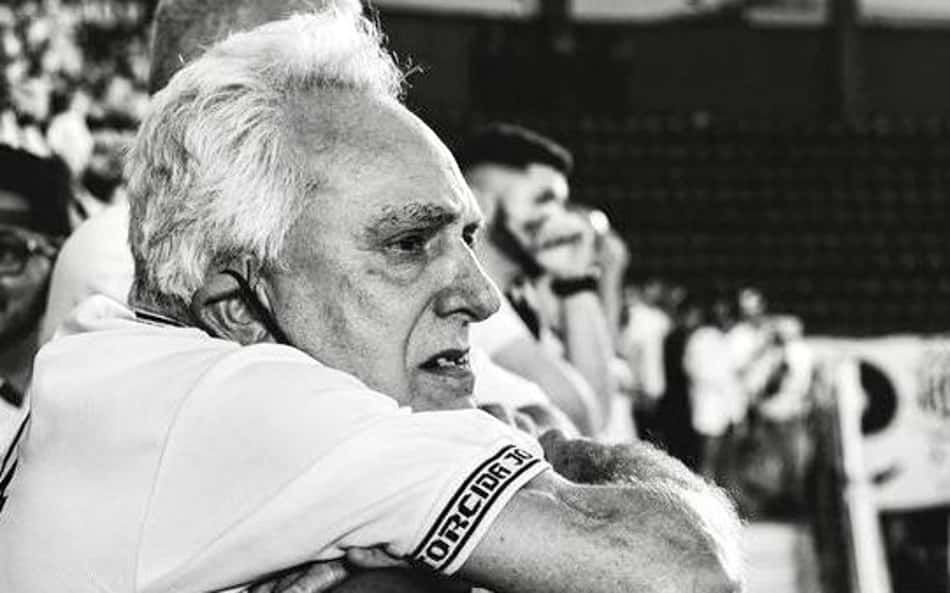 Santos decreta luto oficial em homenagem a torcedor símbolo do clube