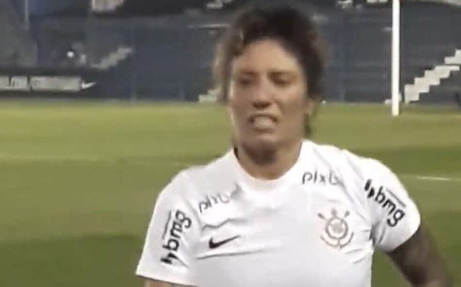 Cristiane_Corinthians-aspect-ratio-512-320