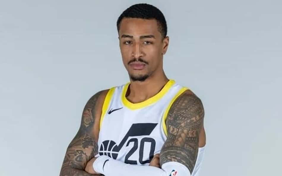 John Collins acusa Atlanta Hawks de atrapalhar seu desenvolvimento