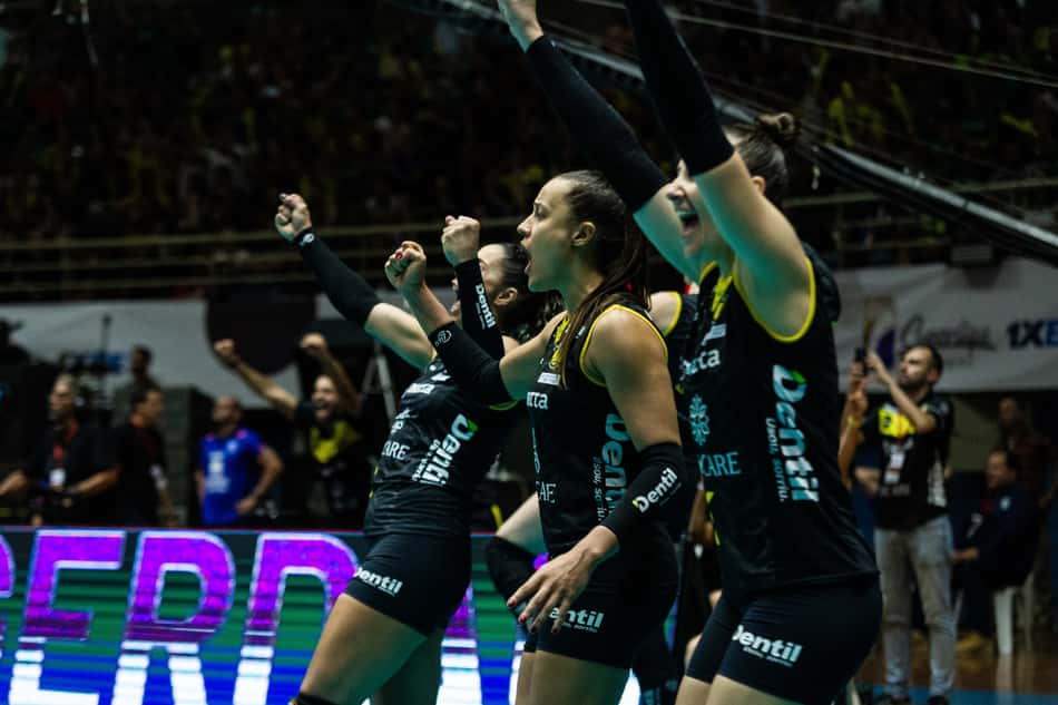 Praia Clube – Superliga