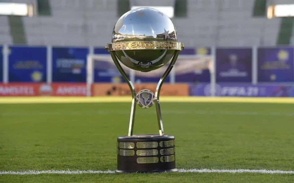 Conmebol anuncia mudança de local da final da Sul-Americana