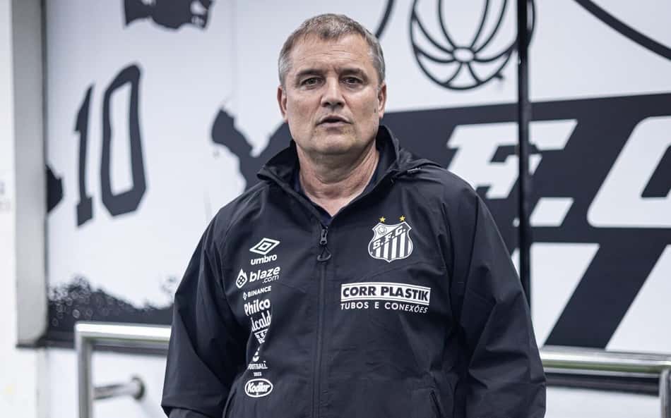 AO VIVO! Diego Aguirre concede coletiva após derrota do Santos para o Cruzeiro; assista