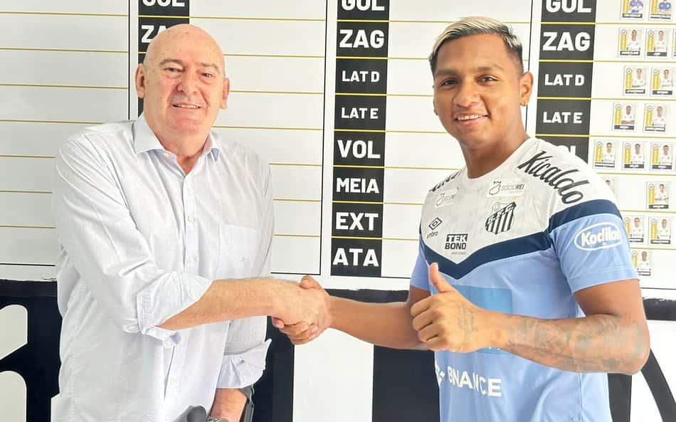 Santos anuncia contratação de Alfredo Morelos