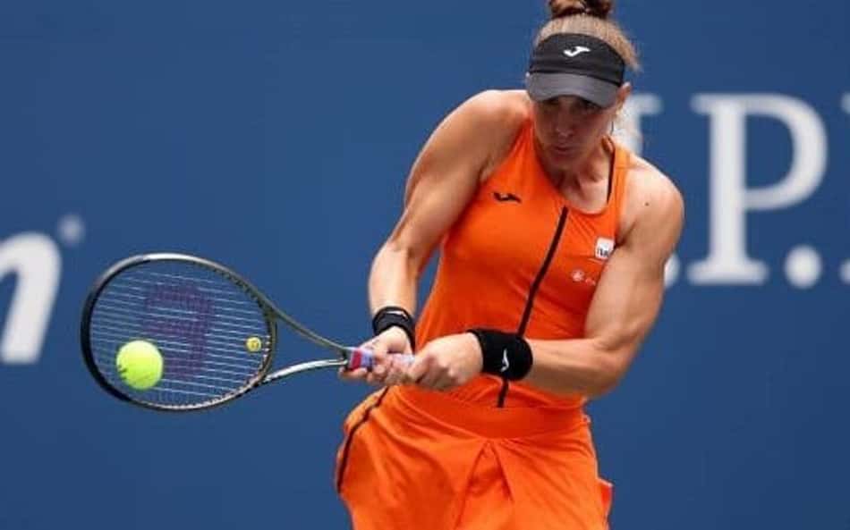 Bia Haddad se afasta da briga por vaga no WTA Finals