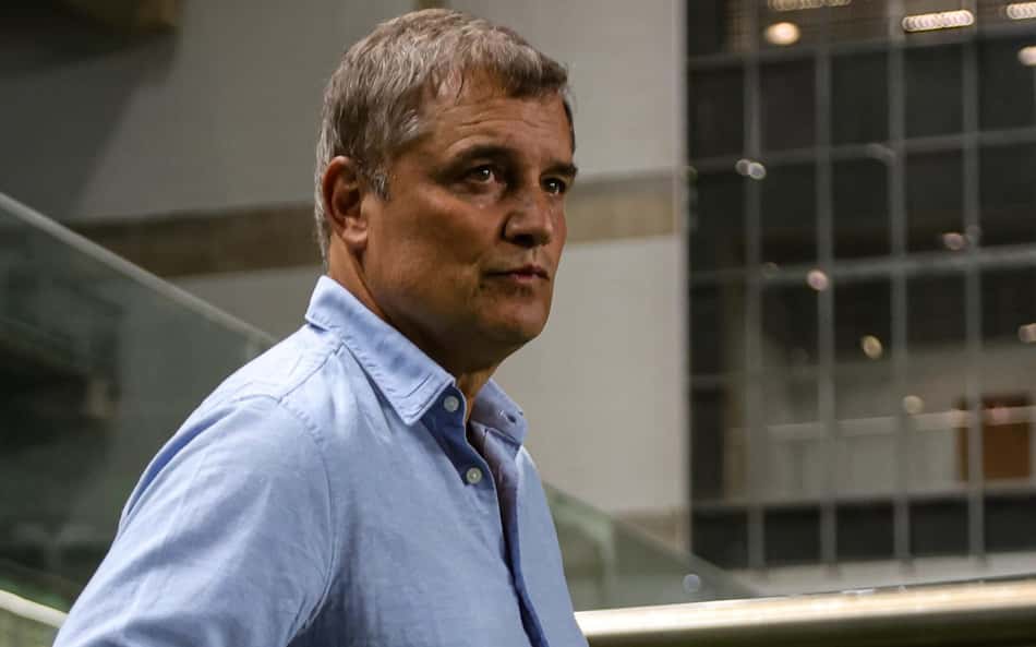Aguirre lamenta jogo 'pobre' do Santos e critica Soteldo por expulsão: 'Lamentável'