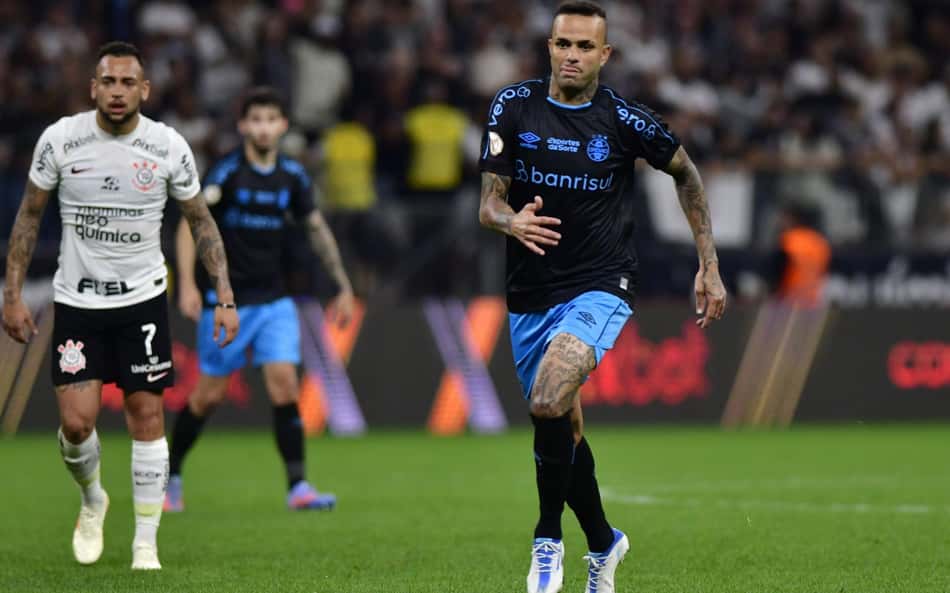 Saiba como foi a reação da torcida do Corinthians no reencontro com Luan