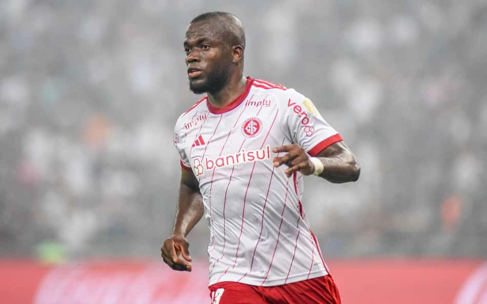 Em branco no jogo, Enner Valencia vê empate contra o Fluminense como injusto