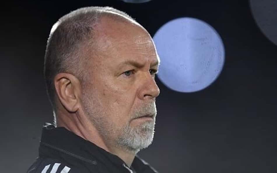 Mano Menezes recusa oferta para treinar o Santos