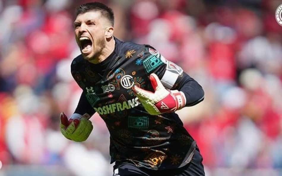 Quantos gols Tiago Volpi, goleiro ex-São Paulo já marcou?