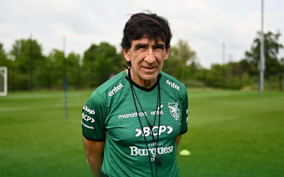 'Não temos que ter medo', diz técnico da Bolívia sobre jogo com o Brasil