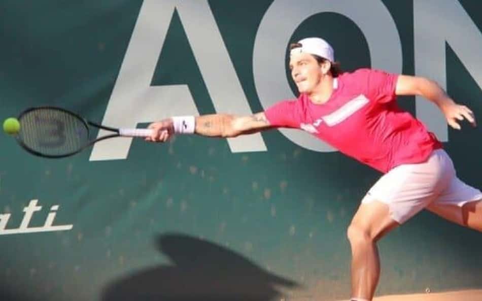 Thiago Wild se irrita com o público, mas vai à final em Genova