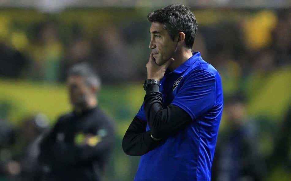 Pedro Certezas detona Bruno Lage e questiona decisões do treinador: "Faz o básico!"