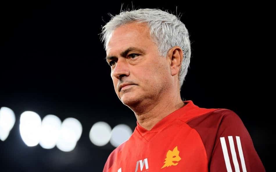 José Mourinho, técnico da Roma, confirma que vai trabalhar na Arábia Saudita