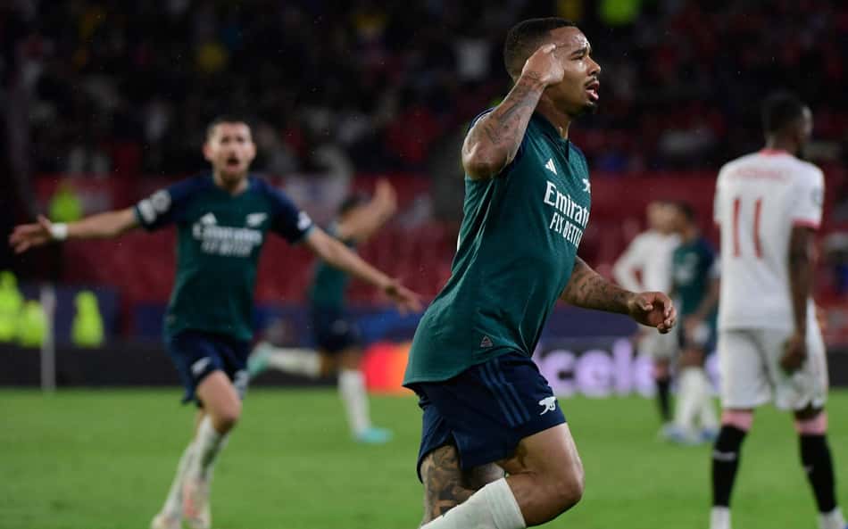 Com gols de brasileiros, Arsenal vence o Sevilla e se recupera no Grupo B da Champions League