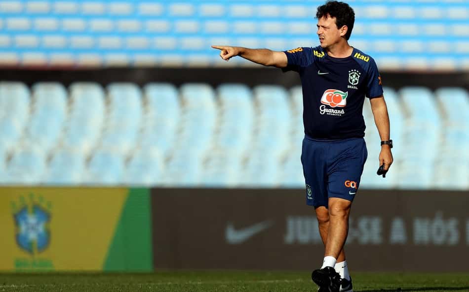 Contra o Uruguai, Fernando Diniz encara o seu primeiro 'grande desafio' no comando da Seleção Brasileira