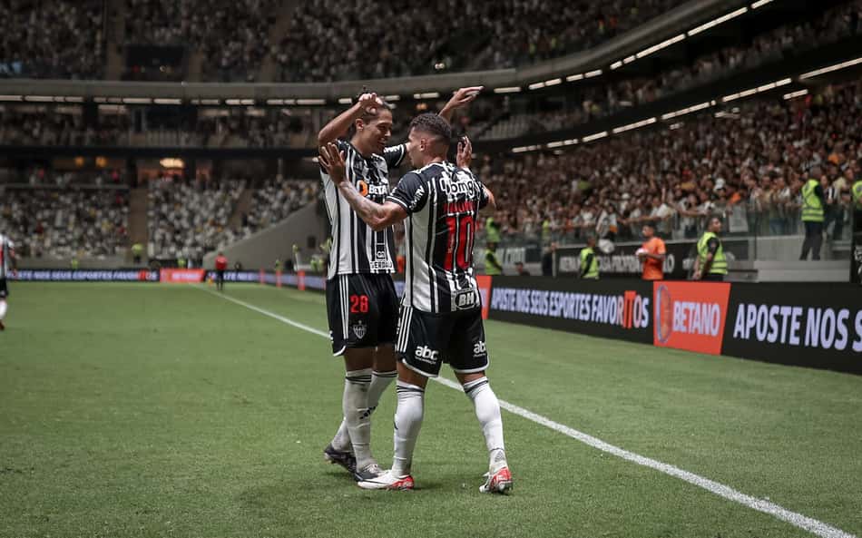 Com Paulinho sendo decisivo, Atlético-MG vence Fluminense no Campeonato Brasileiro; veja resultado