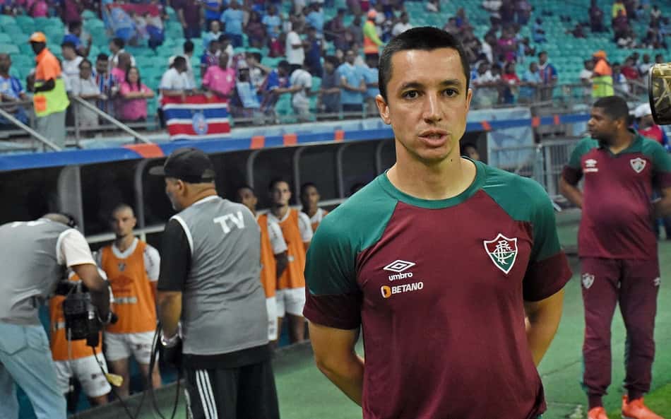 Eduardo Barros lamenta chances perdidas pelo Fluminense, valoriza jogadores e destaca: 'Estão preparados'