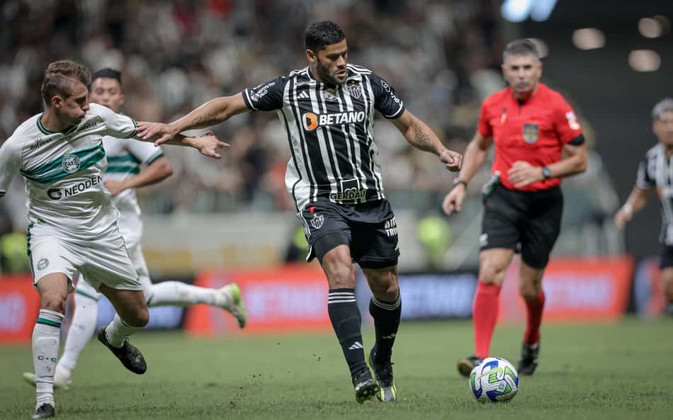 VÍDEO: melhores momentos da virada do Coritiba sobre o Atlético-MG pelo Brasileirão