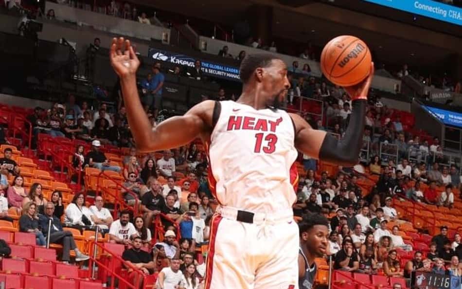 Bam Adebayo critica "leitores de estatísticas" que não assistem aos jogos